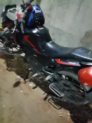 Hero Hunk 150R Dual Disc ABS